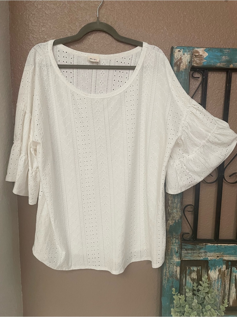 BiBi White Eyelet Ruffle Sleeve Top